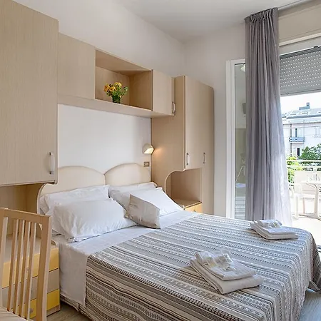 Hotel Serenita 3*