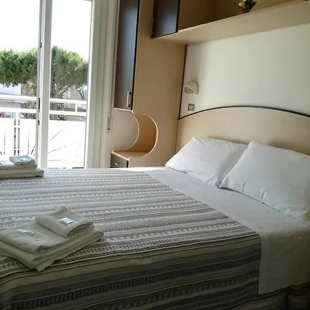 Hotel Serenita 3*
